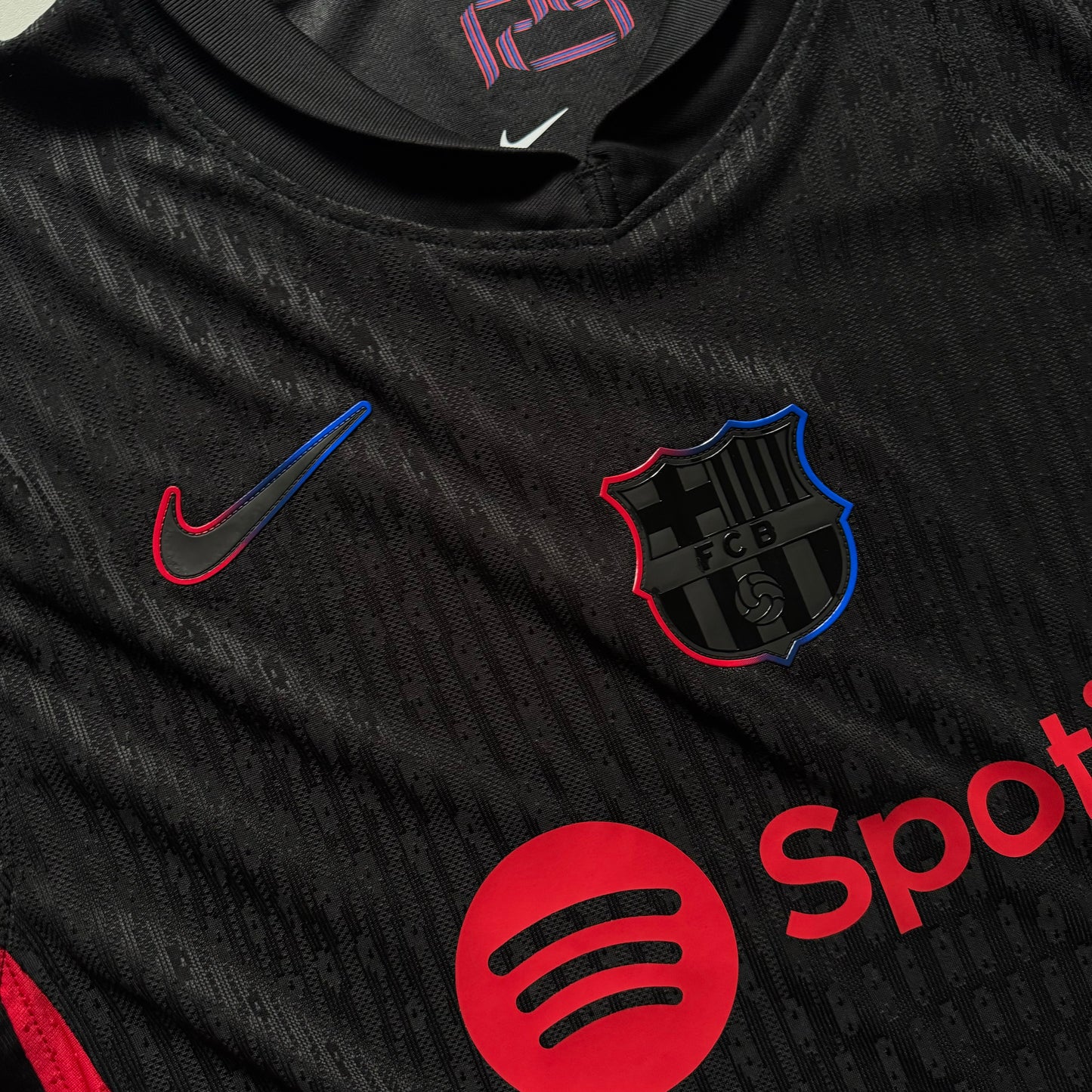 FC BARCELONA AWAY KIT 2024/25 LONG SLEEVE AUTENTHIC