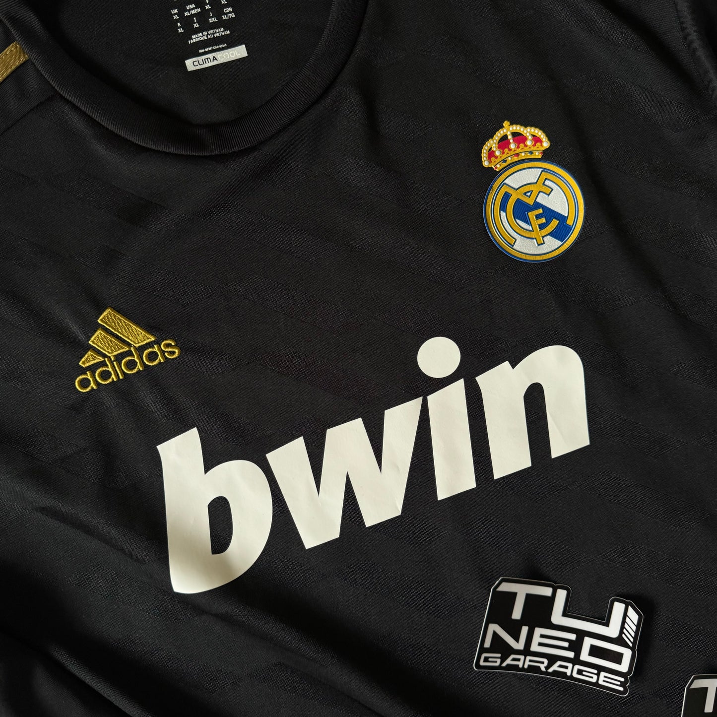 REAL MADRID AWAY 2011/12 BLACK LONG SLEEVE RETRO CUSTOM GOKU DRAGON