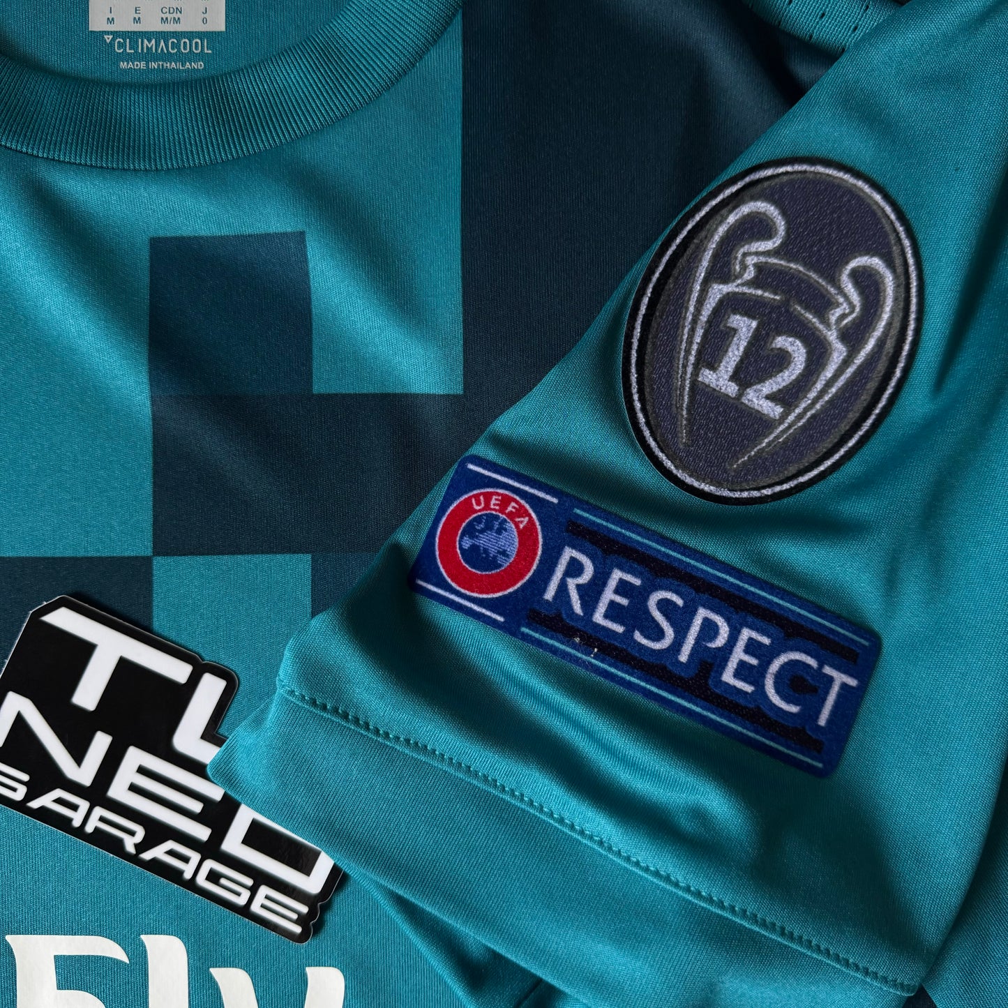 RETRO REAL MADRID THIRD 2017/18 BLUE + PATCHES