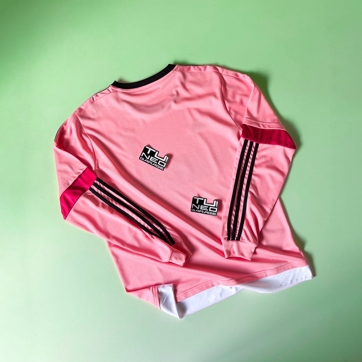 JUVENTUS AWAY PINK JERSEY 2015/16 RETRO LONG SLEEVE