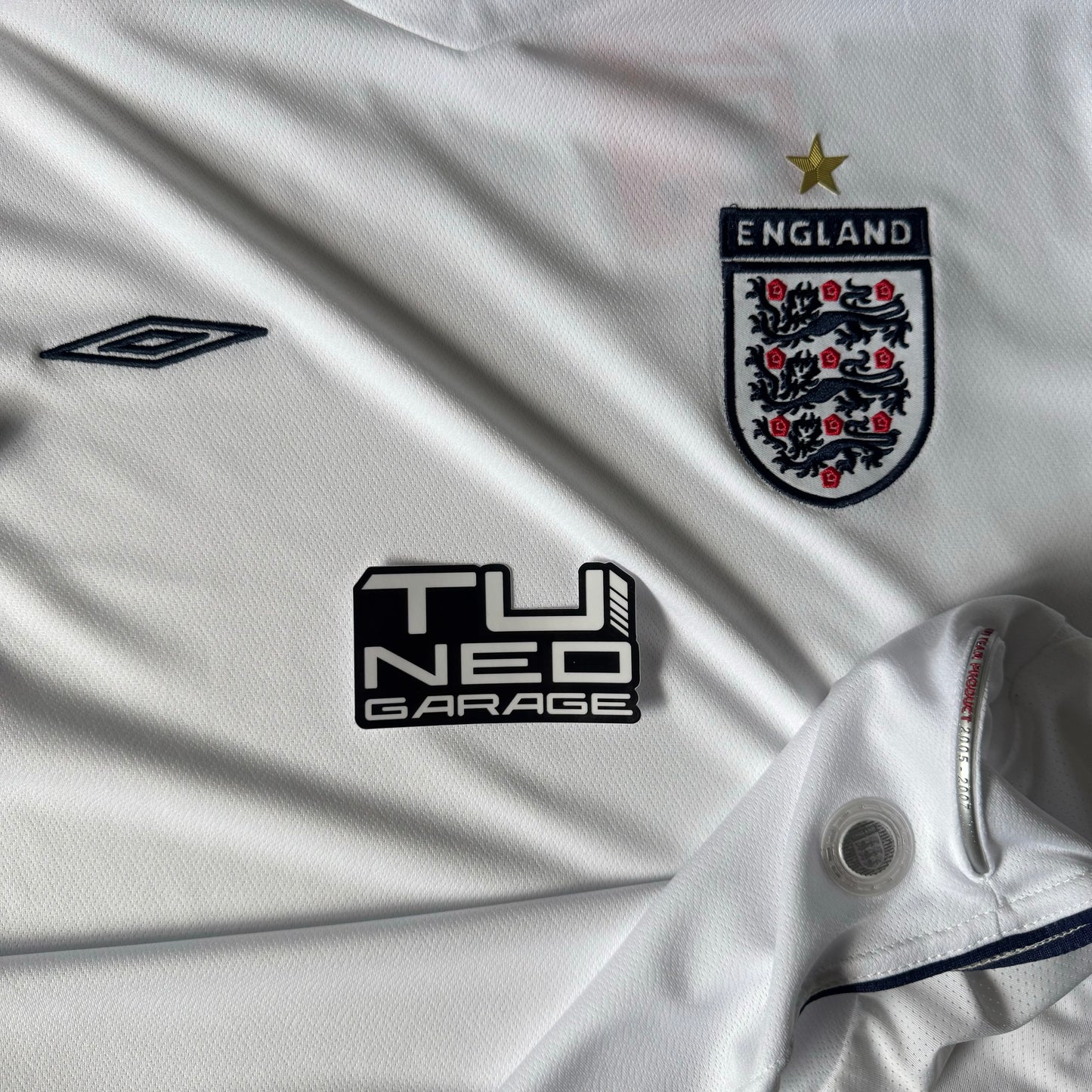 RETRO ENGLAND HOME JERSEY 2006 UMBRO