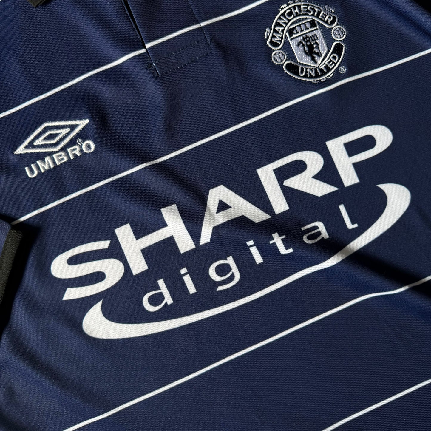 MANCHESTER UNITED AWAY JERSEY 1999/2000 RETRO