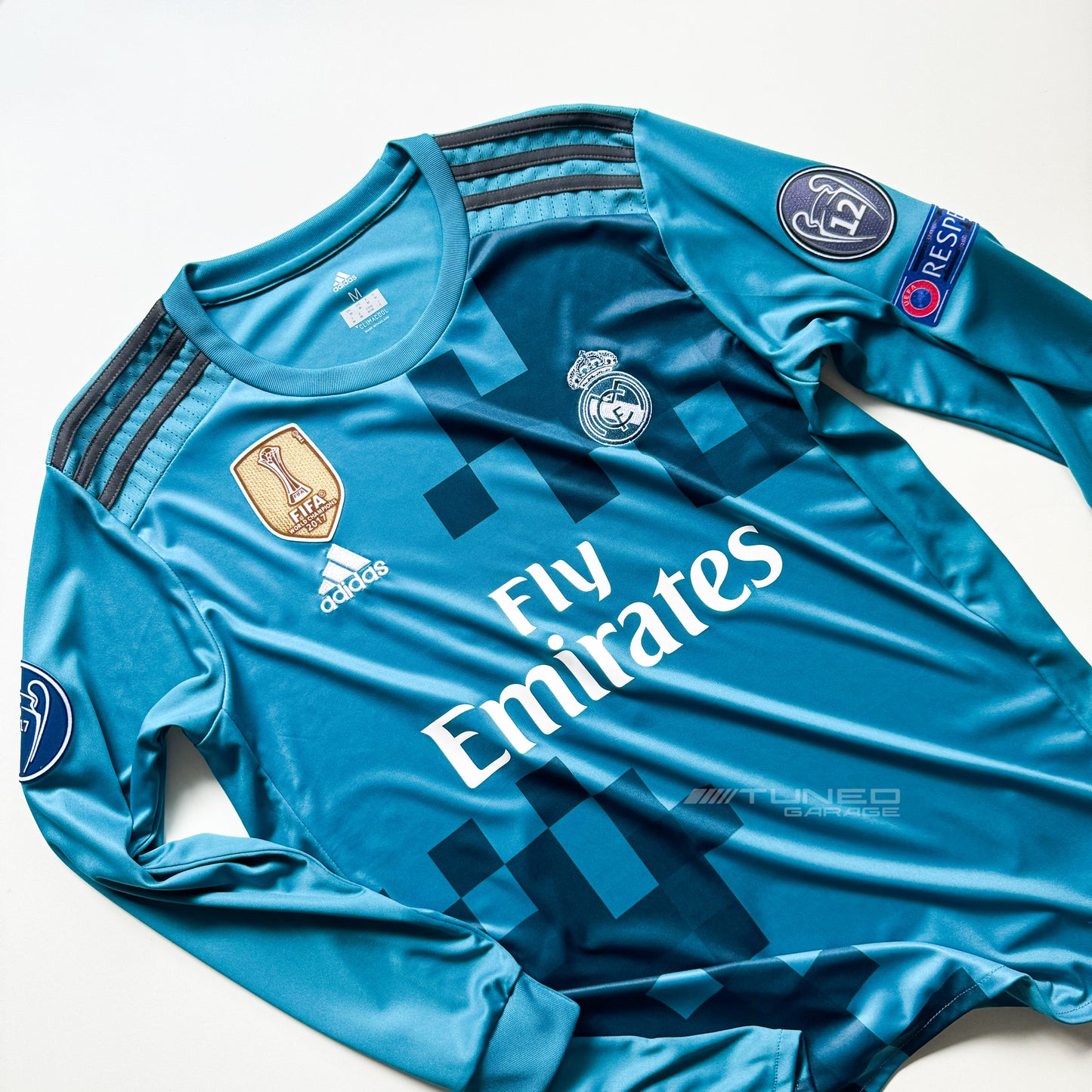 RETRO REAL MADRID III 17/18 LONG SLEEVE + PATCHES CUSTOM CR7 BLUEDRAGON