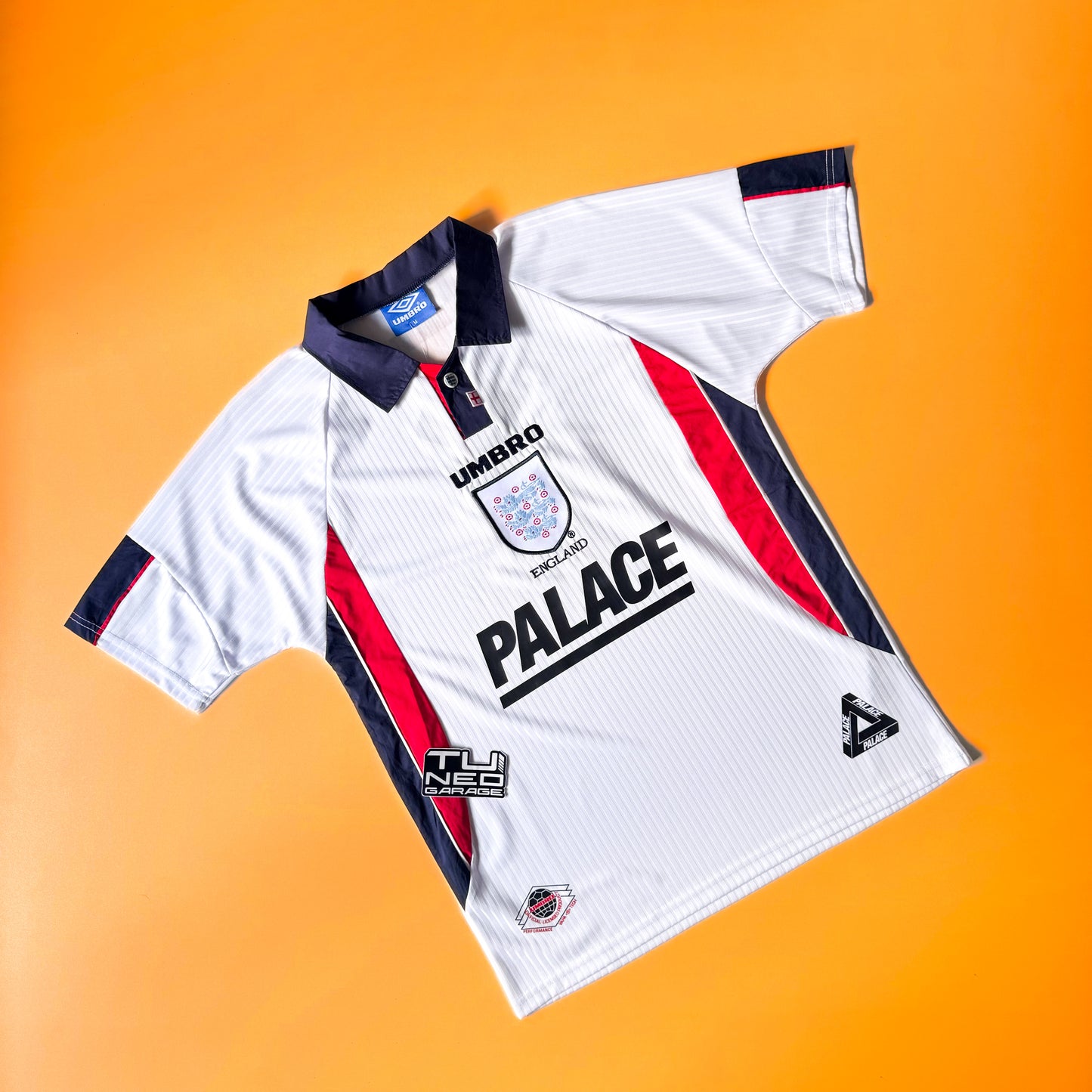 PALACE X ENGLAND (RETRO HOME JERSEY 98’S)