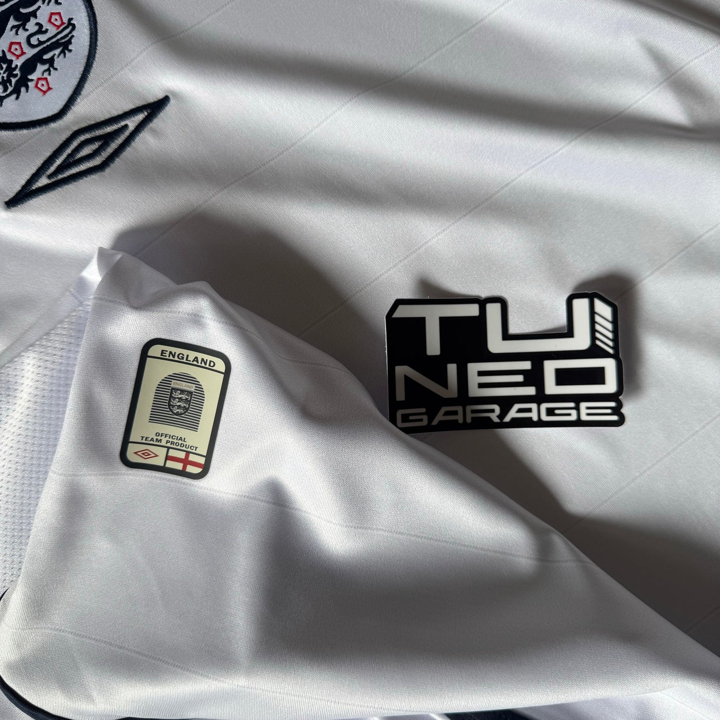 RETRO ENGLAND HOME JERSEY 2004 UMBRO