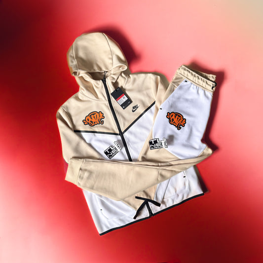 TRACKSUIT NIKE vs SYNA BEIGE CUSTOM TUNEDGARAGEWORLD