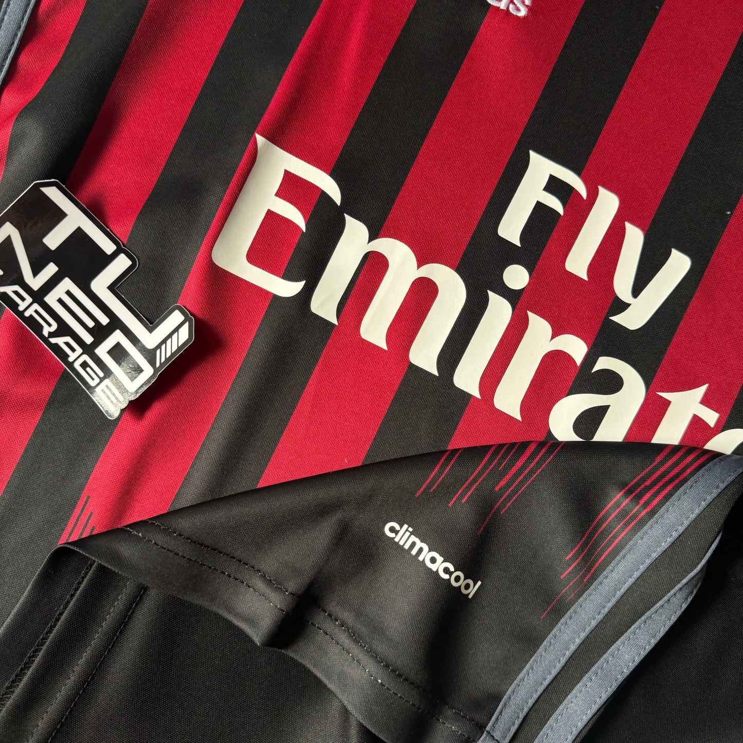 AC MILAN HOME 2016/17 RETRO JERSEY