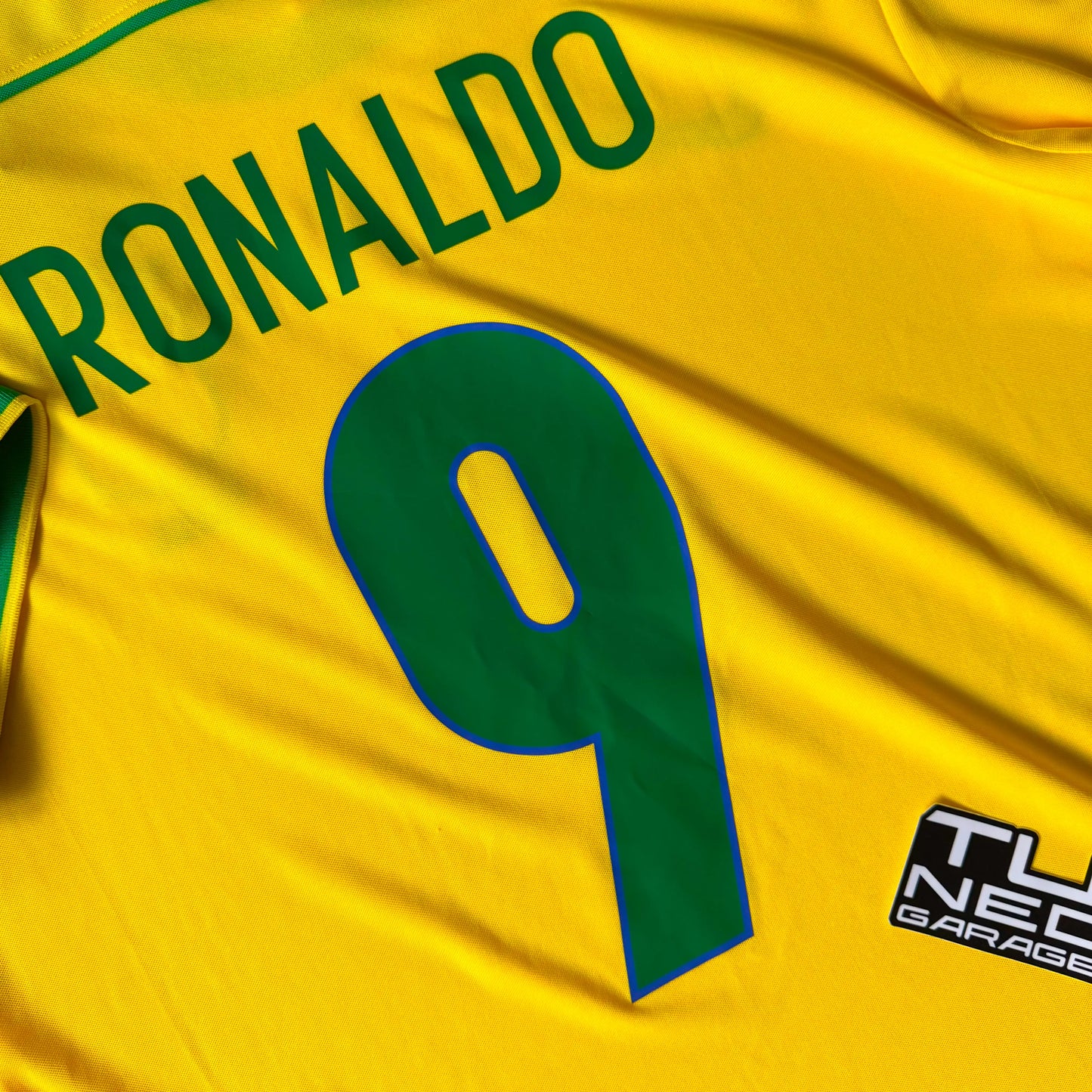 RETRO BRASIL 98 YELLOW JERSEY RONALDO 9